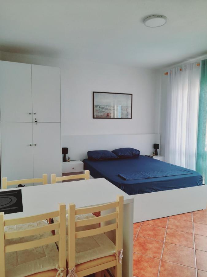 Seaside Deluxe Apartment Драч Екстериор снимка